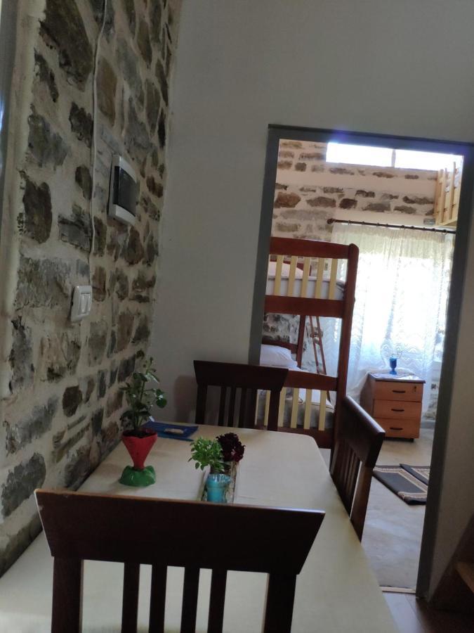 Вилла Stone House Kelcyre Экстерьер фото